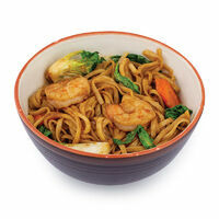 Udon noodles with Pak Choi cabbage, button mushrooms and tiger prawns in Japanese Yakisoba sauce 